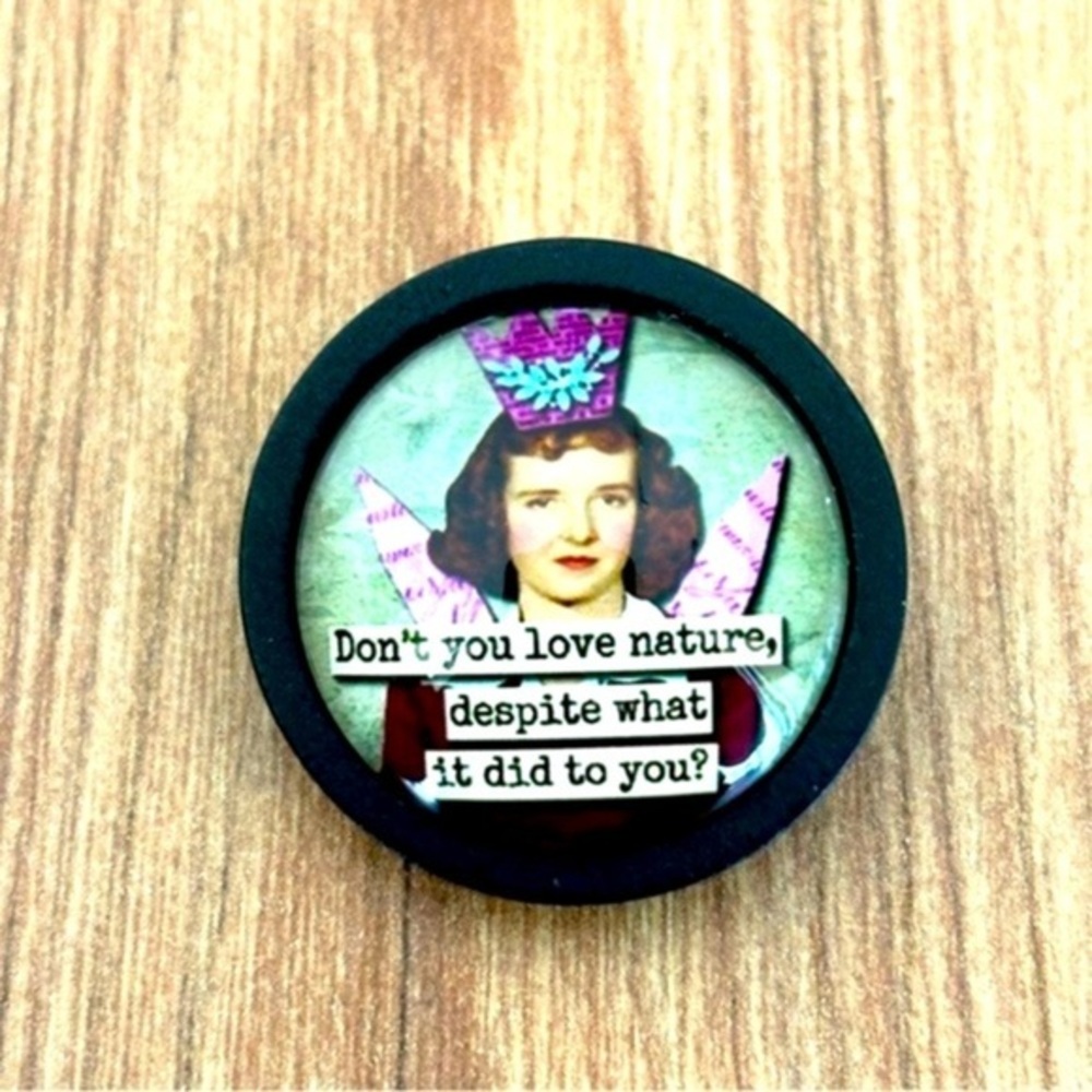 Retro Fairy 25mm Wooden Brooch – Sarcastic & Unique